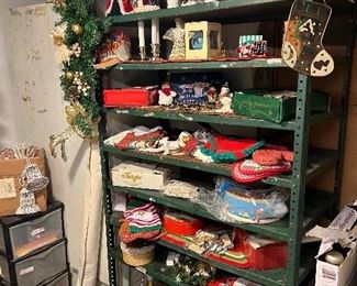More Christmas items 