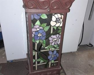 Light Up Stained Glass Pedestal Table
