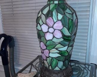 Stained Glass Vase Lamp