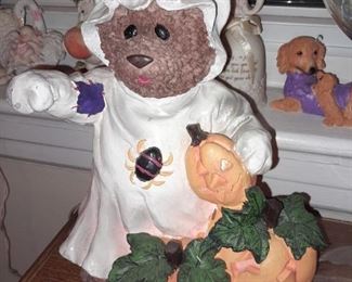 Light-Up Halloween Bear Figurine