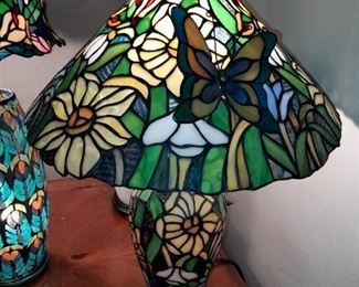 Butterfly & Daisy Stained Glass Lamp