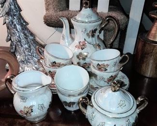 Gold Painted Tea Set