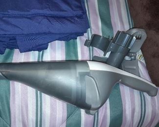 Portable Wall Mounted Vacuum