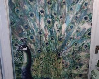 STUNNING Peacock Light-Up Room Divider Screen