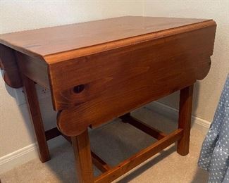Small drop leaf table