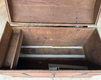 Garage:  The interior of the chest is now shown.  We lifted up the lid of the narrow, shallow storage box on the left side.  (Note:  it appears that the bottom was cracking so someone secured  it with tape after 1823.)