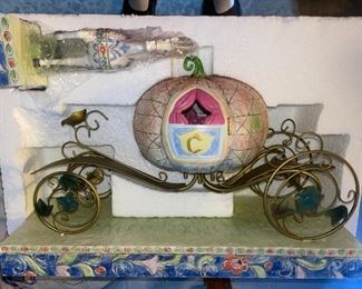 Jim Shore An Enchanted Coach Awaits You $100.00 box has damage