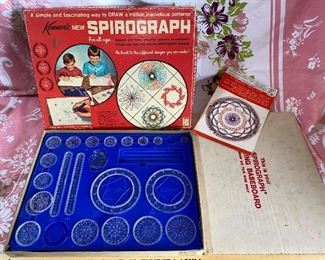 Kenner Spirograph No. 401 not complete $5.00
