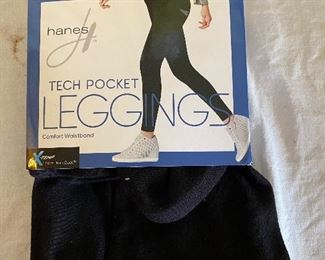 Hanes Tech Pocket Leggings Size Small Black $8.00