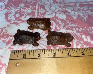 3 Turtles $6.00