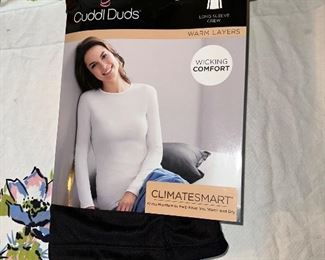 Size PXL Long Sleeve Crew $8.00 Cuddle Duds NEW