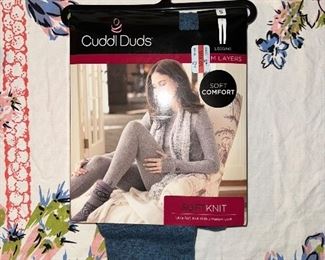Size Large Leggings $10.00 Cuddle Duds NEW