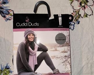 Size Small Leggings $10.00  Cuddle Duds NEW