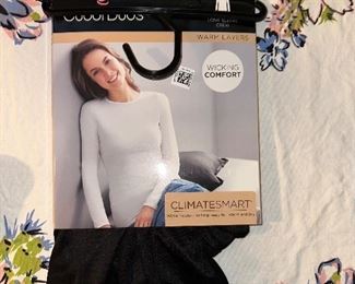 Size Small Long Sleeve Crew $8.00 Cuddle Duds NEW