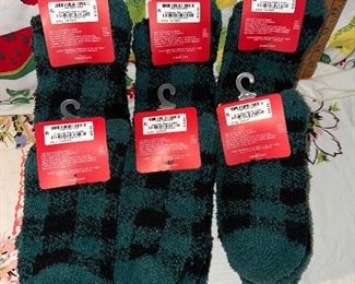 6 Pairs of New Macy’s Plaid Socks $6.00