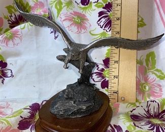 Fine Pewter Numbered 309/9500 Eagle $18.00