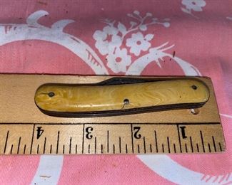 Thornton Pocket Knife $5.00