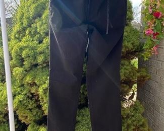 Rag and Bone Size 31 Black Chino $28.00