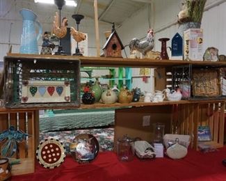 Chicken and other decor