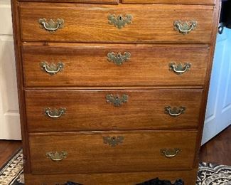 Antique Chest of drawers, dovetail case