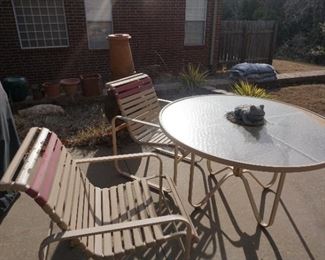 patio table and chairs