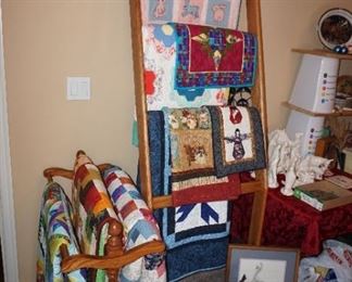 quilt rack, quilt ladder, quilts