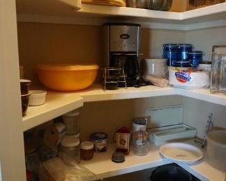 appliances, Tupperware