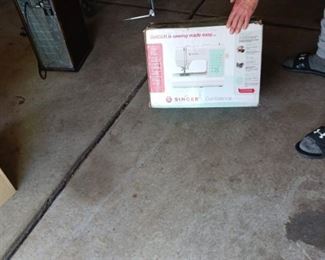 Confidence 7363 Sewing Machine