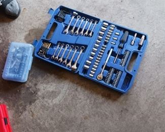 UltraSteel 113 Piece Tool Set UA50051A