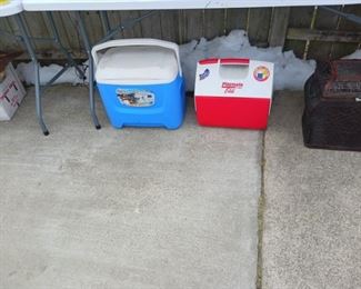 Easy To Carry Push Button Release Lock Lid Portable 16qt Cooler 