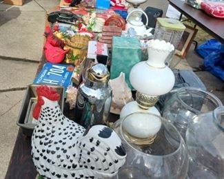 Vintage Hand Painted Milk Glass Table Lamp