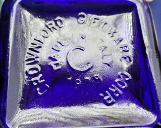 $50 (5)Crownford giftware cobalt blue canister set 