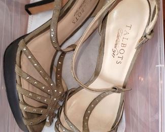 Talbots gold Sandals
