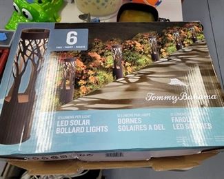 Tommy Bahama solar Bollard lights (2 boxes)