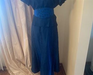 vintage deep bluish purple metallic 3 piece with cobweb designed belt and shoulders, size 10, fits like 8