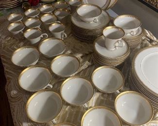 Pickard Palace service for 12, like new, including cream soup bowl 