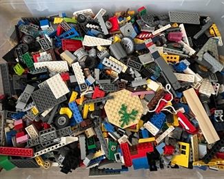 Another bin of Lego's!