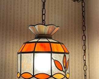 Stained glass swamp lamp