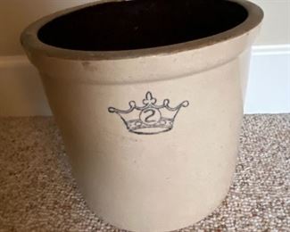 Vintage 2 gallon ceramic crock