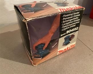 Makita Finishing Sander