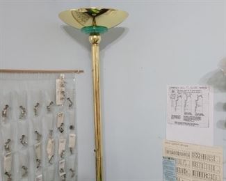 Pole lamp