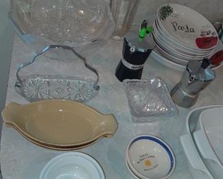 Assorted Kitchen Contents (Glassware, Bakeware, Pots & Pans, Etc.)