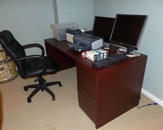 Office desk & chair