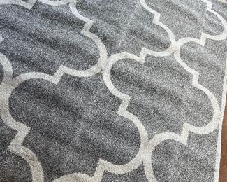 Trellis Collection Unique Loom 7x10 brand new, never used.