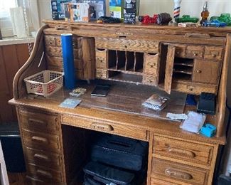 Oak rolltop desk