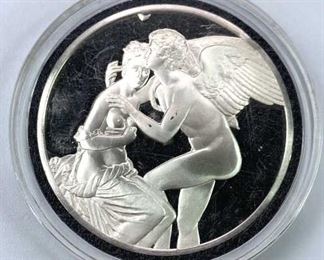 Large Sterling Round, French L'Amour Et Pysche