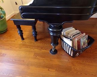 Excellent condition piano