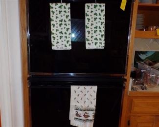 Whirlpool double ovens