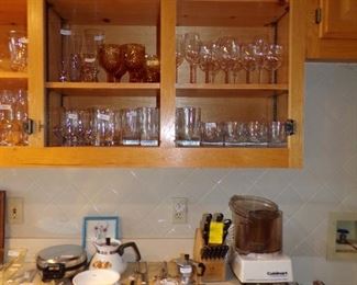 J.A. Henckels knife set with holder 13 pcs., glassware, etc.