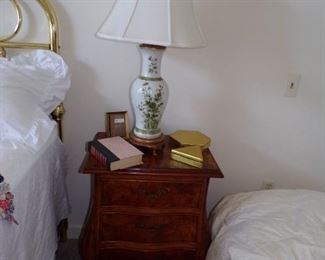French Bombay night table, oriental lamp with shade, etc.